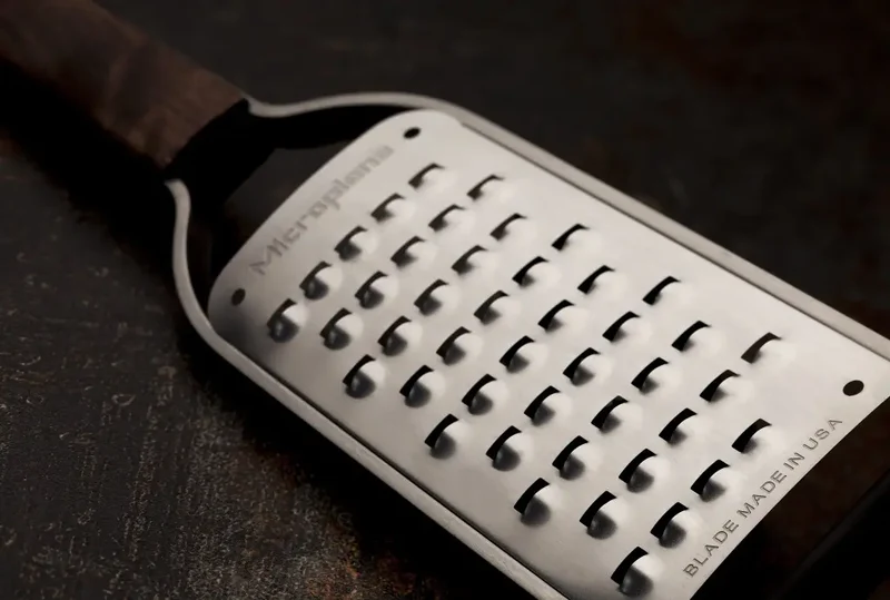 MICROPLANE Master Serie Sehr Grobe Reibe