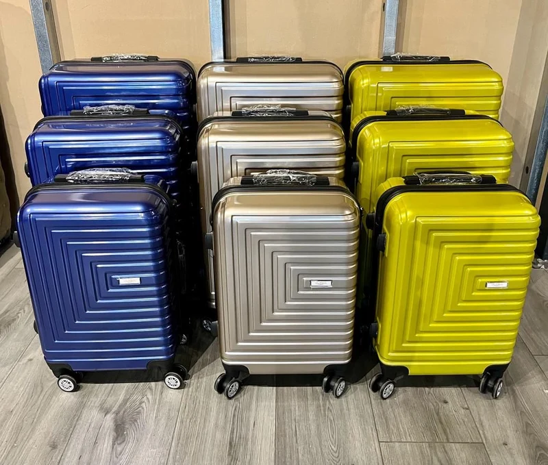 Reisekoffer ab 25 EUR Koffer Hartschalen Reisetrolley Standardgröße