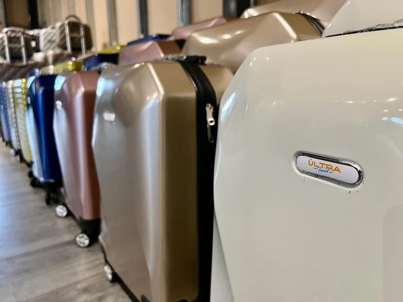 Reisekoffer ab 25 EUR Koffer Hartschalen Reisetrolley Standardgröße
