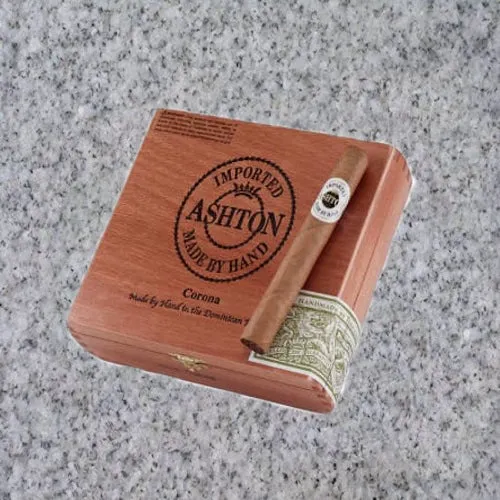 Ashton: CLASSIC CORONA (5.5" x 44)