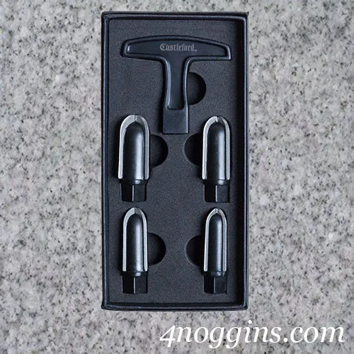Lucienne: T-HANDLE PIPE REAMER SET