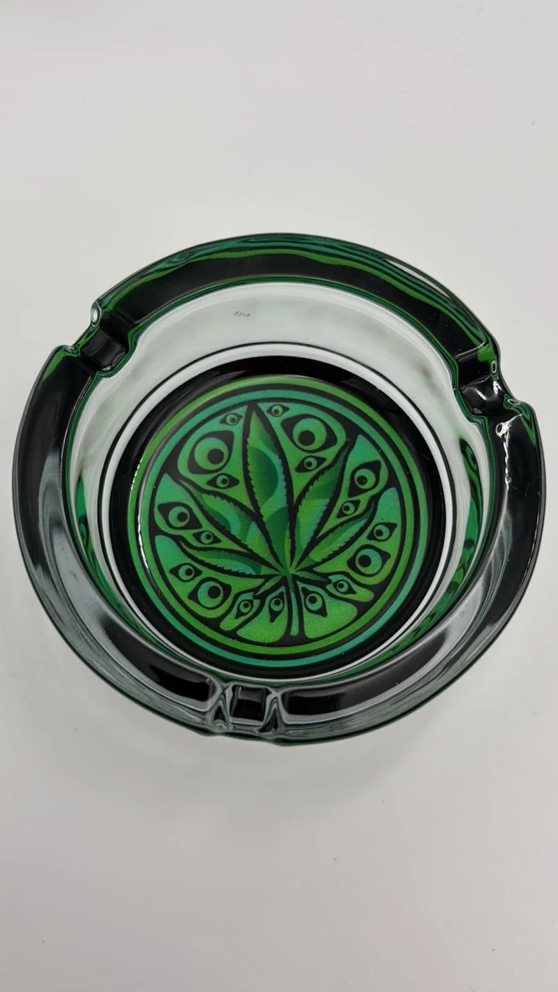 Hemp Leaves Glas Aschenbecher rund