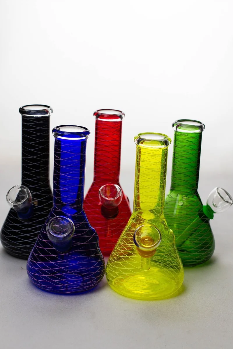 6" glass water bong