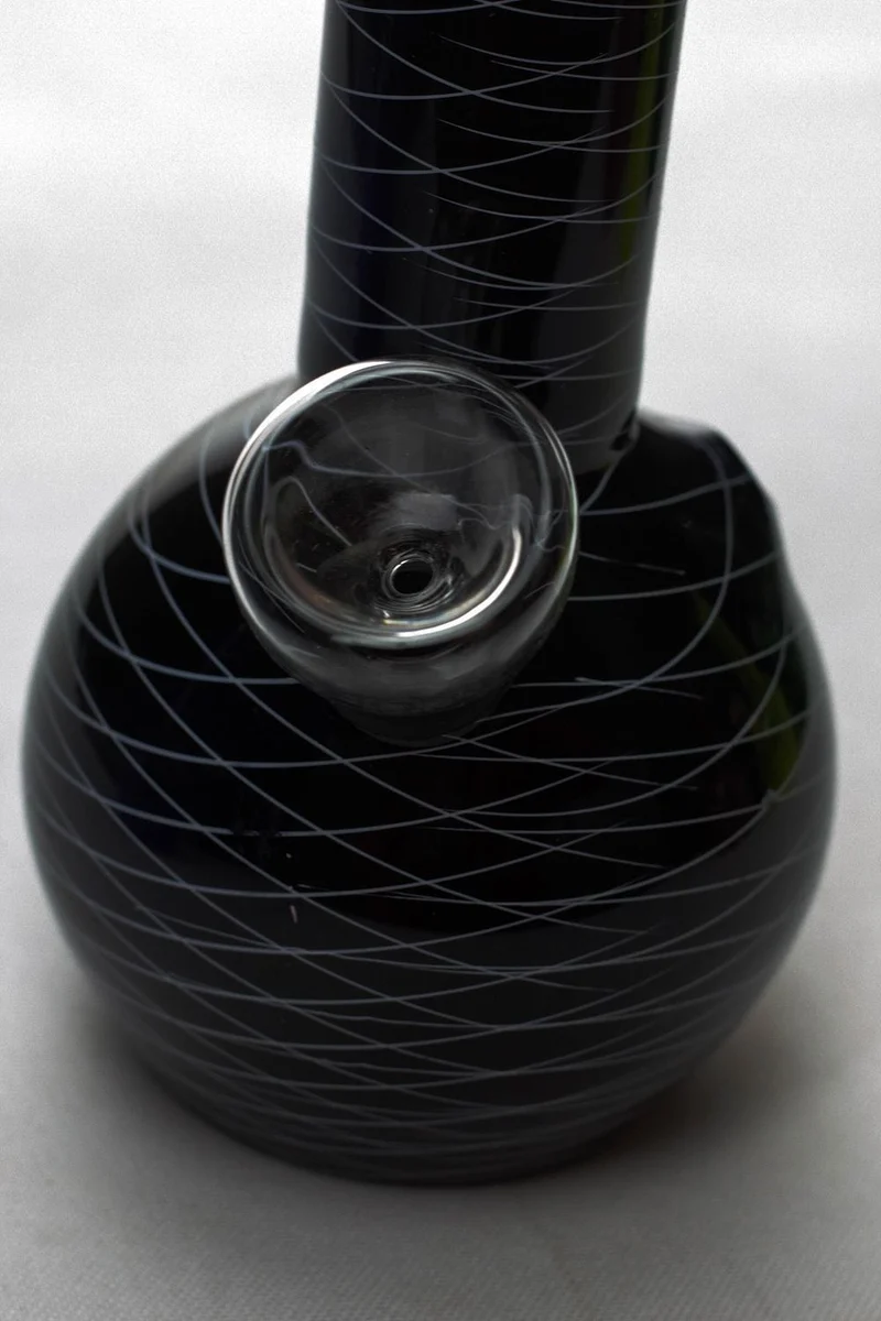 6" glass water bong