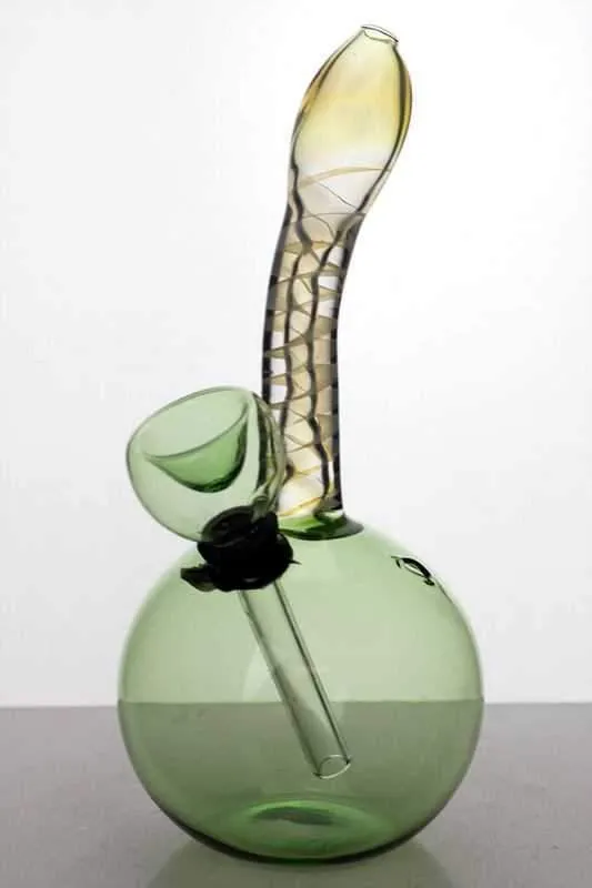 6" changing color glass water bong